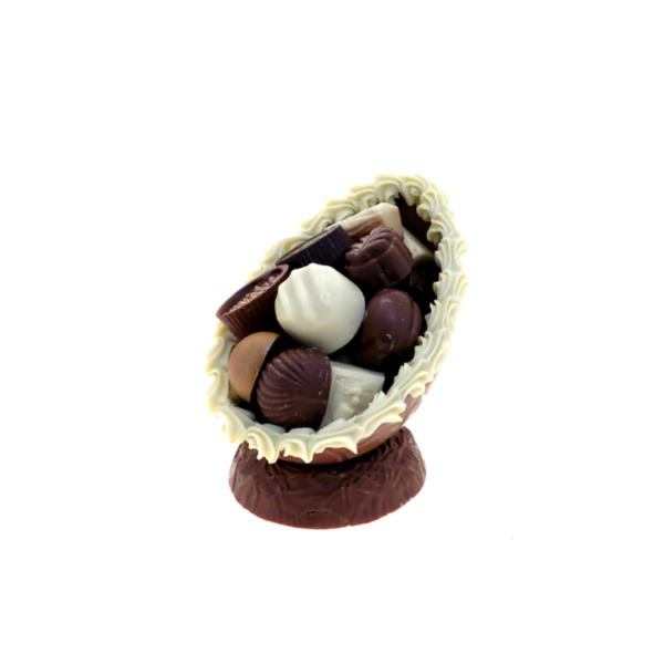 Luxe Paasei op Chocolade Nest met Witte Rand 350gr